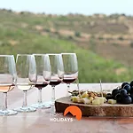 #027 Belavista Studio Pool & Central *