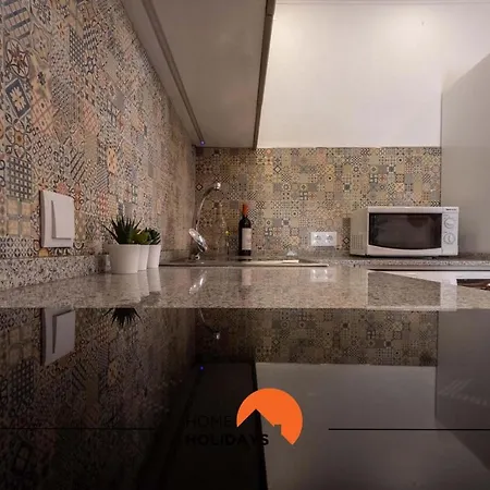 #027 T0 Belavista By Holidays Apartment *